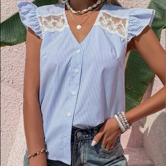 New Striped lace detailed top - Picture 1 of 6
